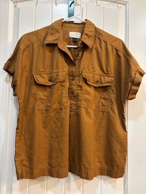 Universal Thread Rust Brown Short-Sleeve Shirt with Pockets